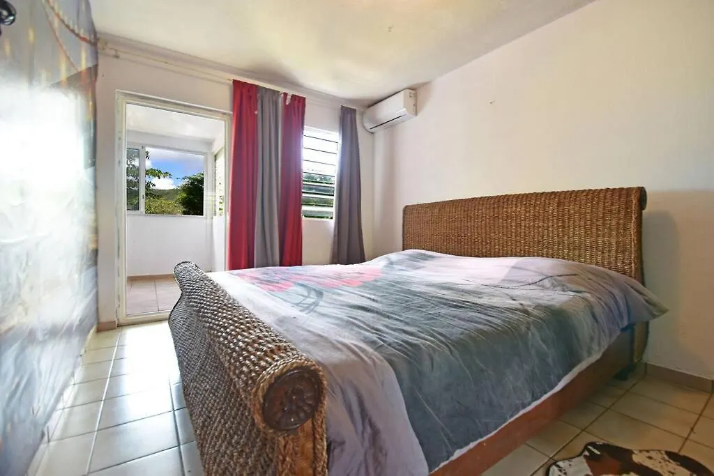 Apartment 1 Bedroom With Pool - Close To Downtown Marigot Marigot